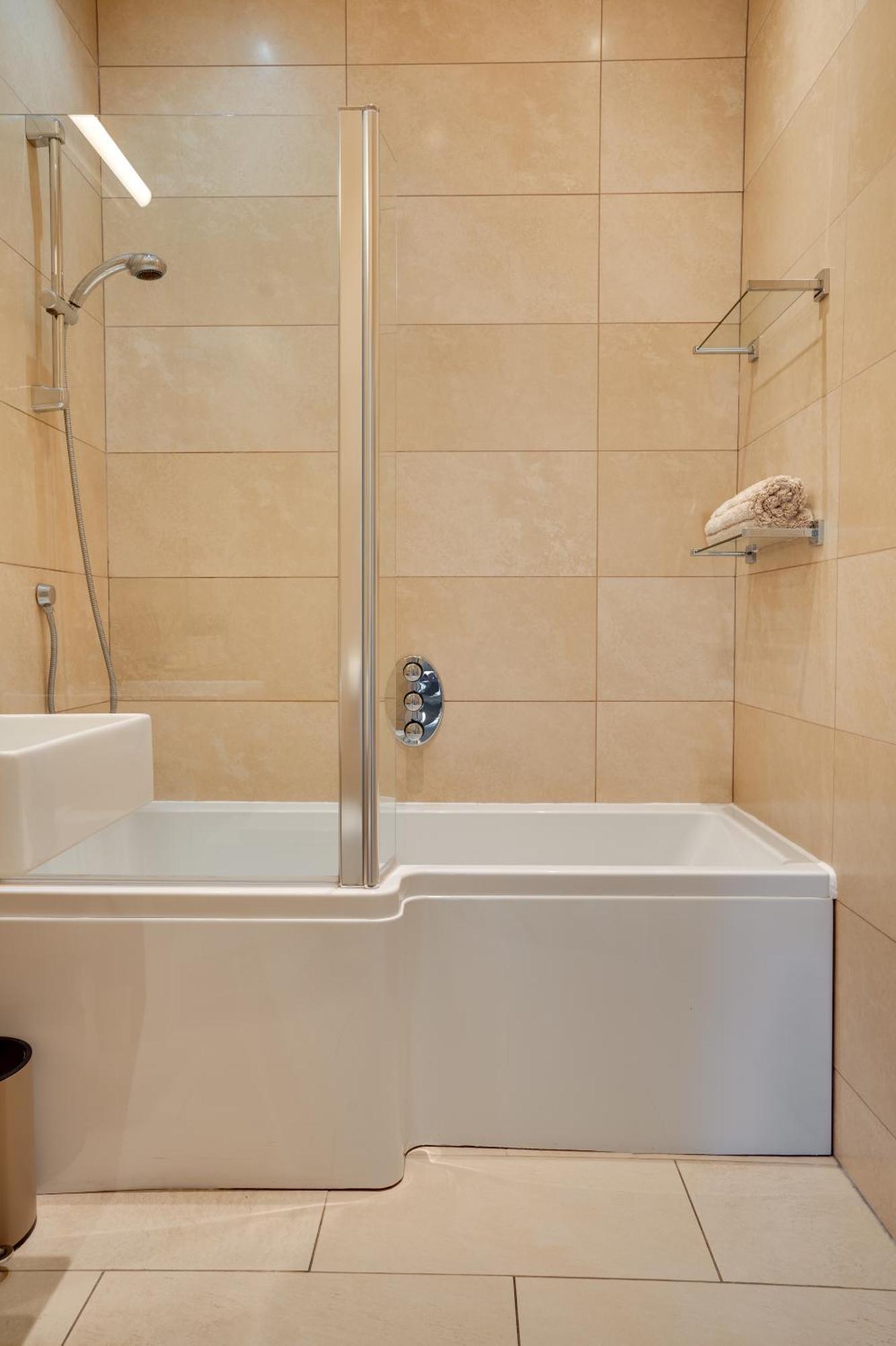 אלנמות' Spence Lodge: Beautiful 2-Bedroom Stone Cottage מראה חיצוני תמונה