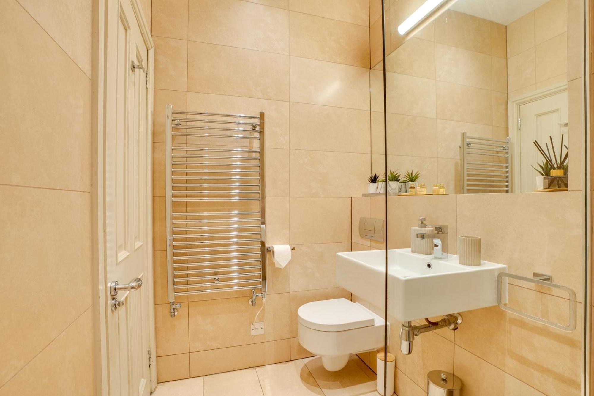 אלנמות' Spence Lodge: Beautiful 2-Bedroom Stone Cottage מראה חיצוני תמונה